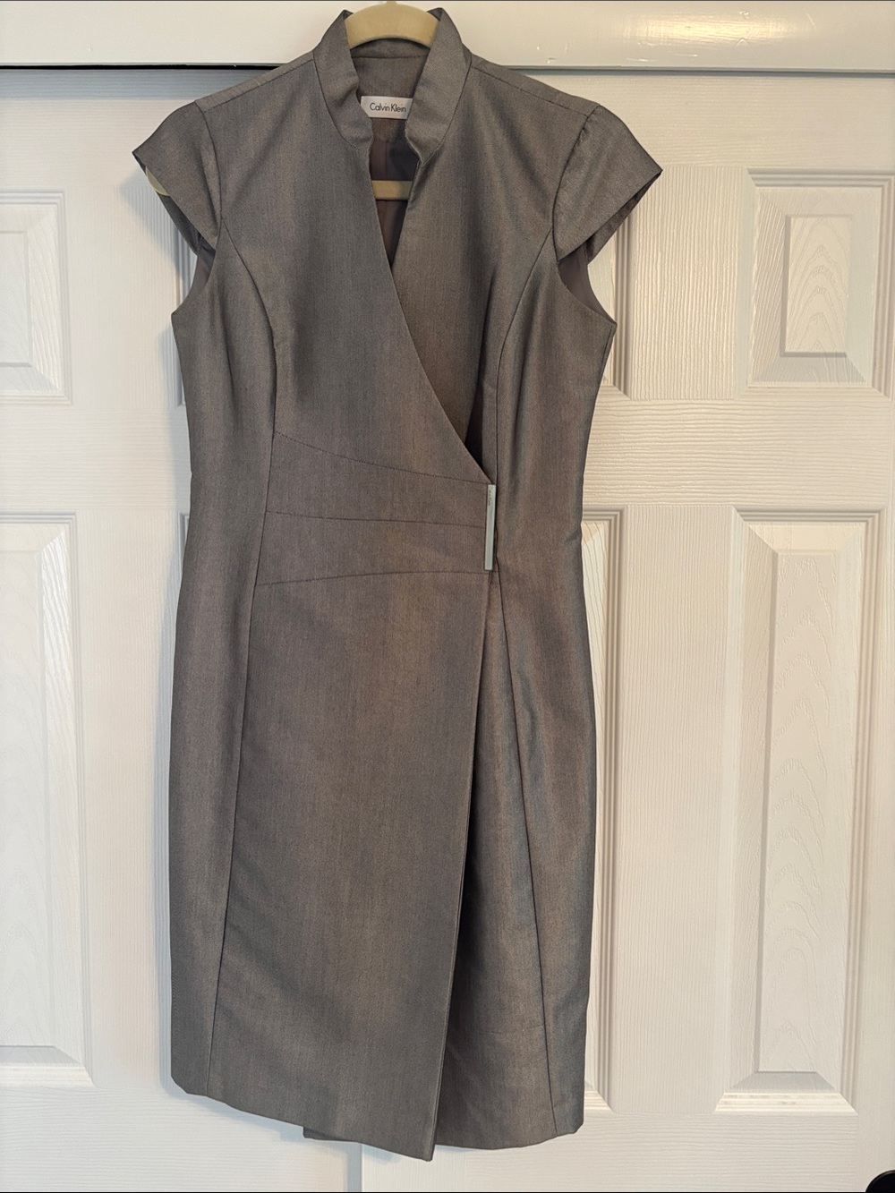 Calvin Klein Silver Wrap-Front Cap-Sleeve Midi Dress Size 4